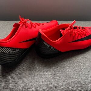 Nike Mercurial Red and Black men’s running sneakers
